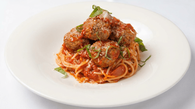 Spaghetti con Polpette.